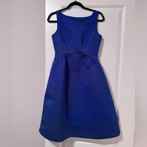 Elegant Blue Sleeveless Dress